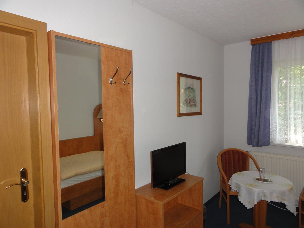 Hotel Garni Melchendorf Erfurt Rum bild